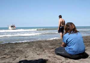 Genç kızın cesedi sahile vurdu
