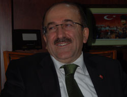 Gümrükçüoğlu incelemeler yaptı