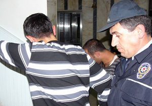 Gece operasyonu: 37 tutuklama