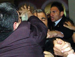 AKP ve CHP arasında arbede çıktı