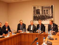 Kulüpler birliği toplanamıyor!