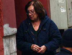 Küçük'ün gelini fena yakalandı!