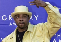 Ünlü rapçi yaşamını yitirdi!