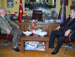 Vali'den Veda ziyaretleri