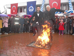 Trabzon'da yağmur altında Nevruz!