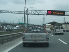 FB plakada 'Bize Her Yer Trabzon'