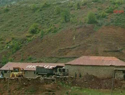 Tunceli'de karakolu Allah korudu