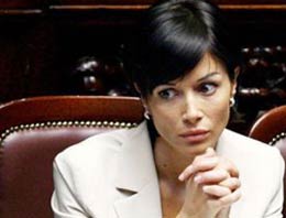 İtalyan Bakan'dan Atatürk'e övgü