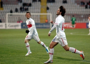 Ümit Milliler 6-1 plaka yazdı