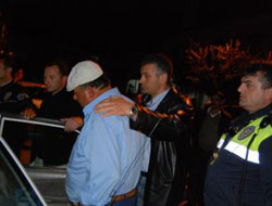 Umre şoförü alkollü çıkınca...