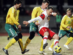 Glowacki'li Polonya ne yaptı?