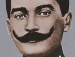 Atatürk'le Hitler'i bir tuttular!