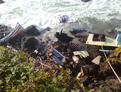 Şiddetli fırtına can aldı: 7 ölü