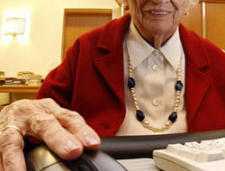 75'lik nine interneti çökertti!