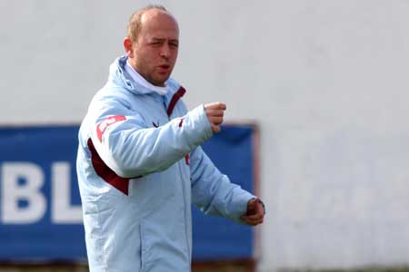 Hakan Ayaz'da son dakika!