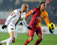 Rakip Galatasaray'a bir ceza daha!