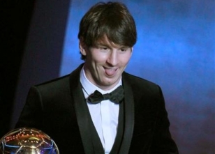 Messi Lucescu'nun işini bitirdi