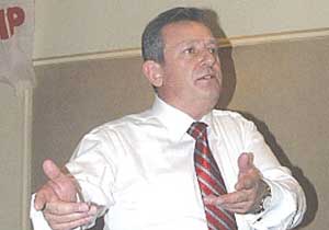 Başkan Haluk Pekşen