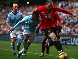 MANU'yu devirdi finale yükseldi