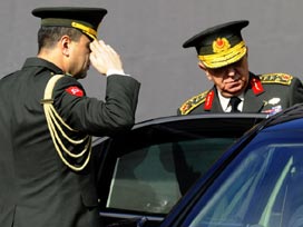 Koşaner Jones'la bir araya geldi