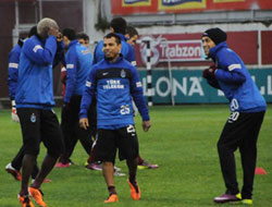 Yattara- Alanzinho dostluğu...