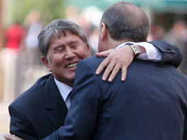 Tayyip ağabey borcu verdi...