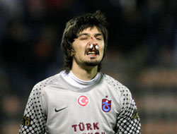 Tolga Zengin ayın futbolcusu seçildi
