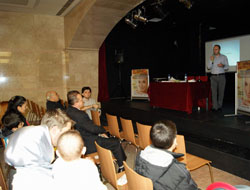 Varlıbaş'tan sağlık semineri!