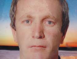 Üzerine ağaç düşen adam öldü