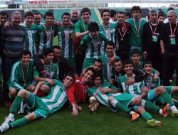 Trabzon Giresunspor'u kutladı!