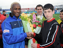 TS idmanını minikler bastı!