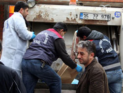 Yeni doğmuş bebeği çöpe attılar!