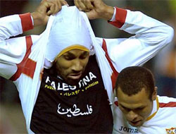 TS'den Kanoute'ye sıcak takip...