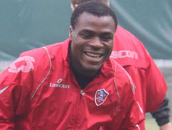 Emenike FB maçında yok!