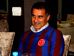 Güneş Yılın En İyi Teknik Direktörü