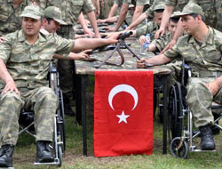 Çakı gibi Asker oldular!
