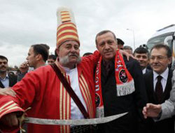 Korumaların kılıç alarmı