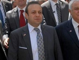 Bakanı koruyan Polise molotof