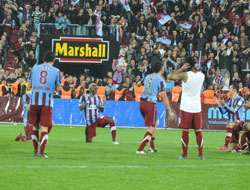 Avni Aker'de kolbastı şov!