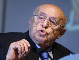 Demirel: Tecavüze maruz kaldım!