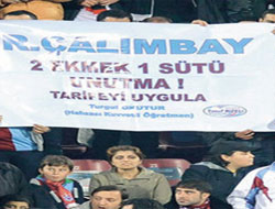 Avni Aker'de Çalımbay pankartı