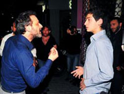 Ünlü sanatçıdan küfürler...