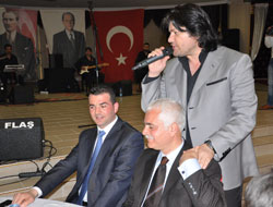 Ahmet Şafak MHP'liler için söyledi