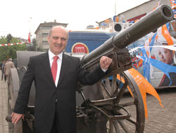 Bayraktar muhalefetleri topa tuttu!