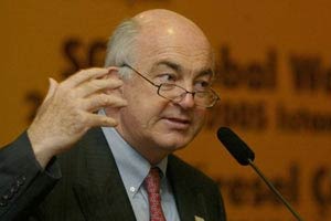 Kemal Derviş'e yasak aşk iddiası!