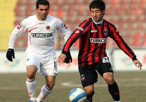 Ankara Derbisi Dostça