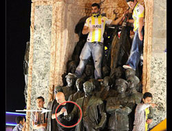 Fenerli taraftarın kutlama şekli!