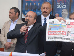 Canalioğlu'nu topa tuttular!