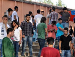 Kız yurdunda bomba patladı!