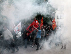 Olaylar çıktı, 60 kişi gözaltında